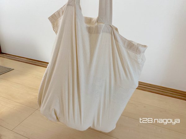 ペットボトル5本を入れたエコバック