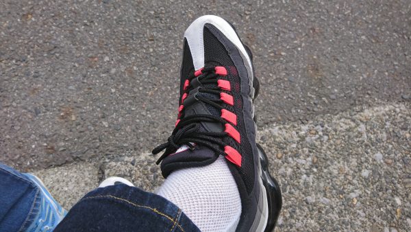 靴を上から見る