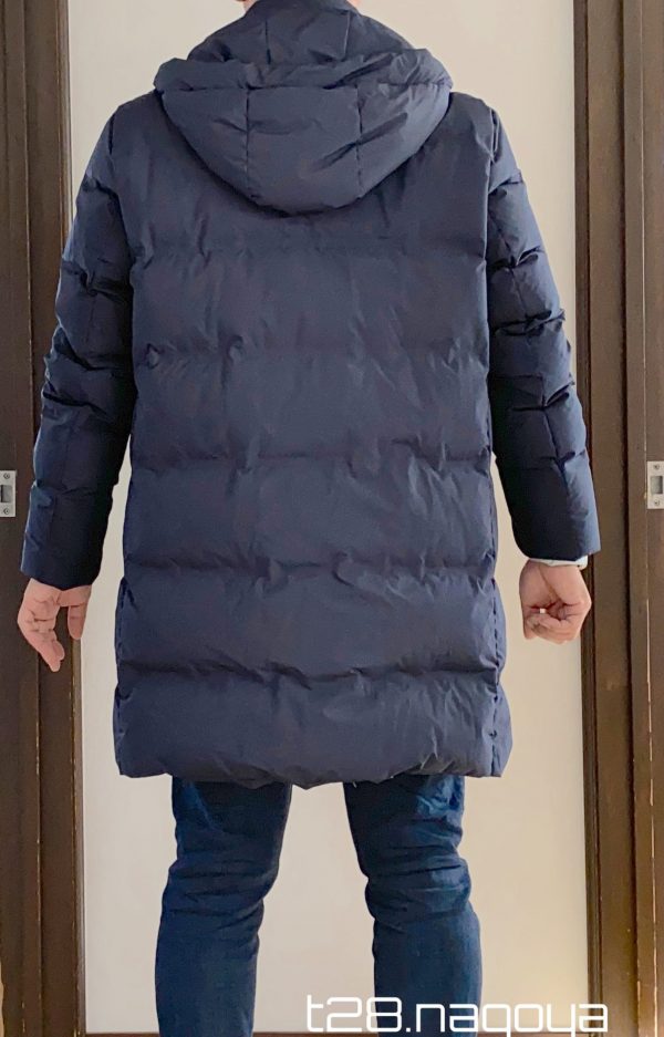 ダウンコート後ろ