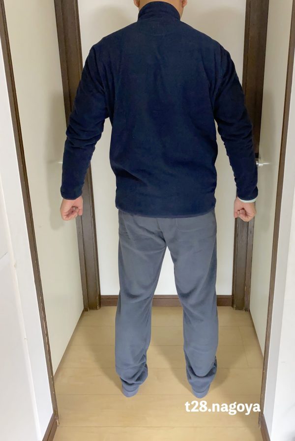 裾が少し長い