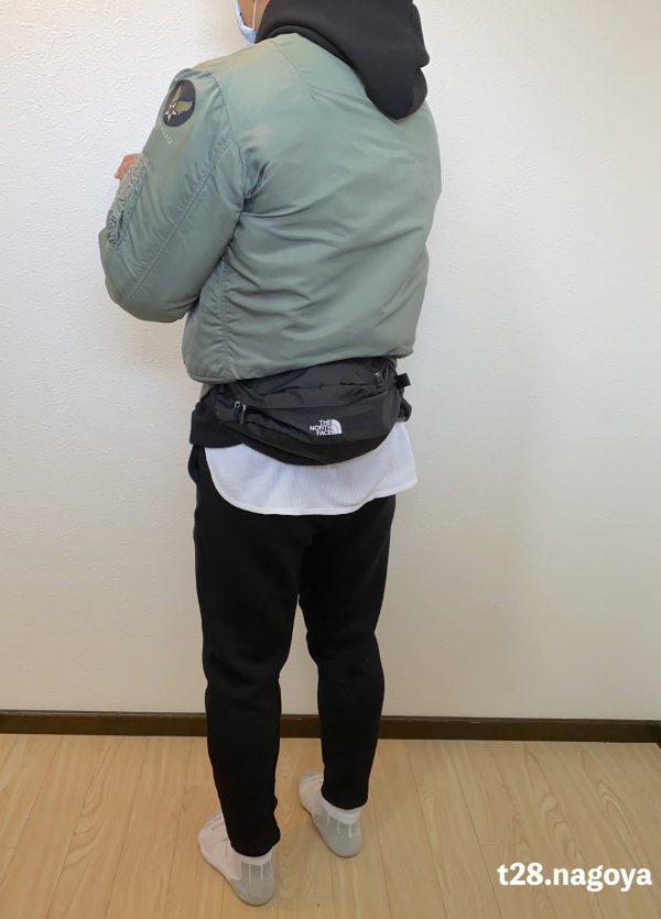 ザックを腰にかける
