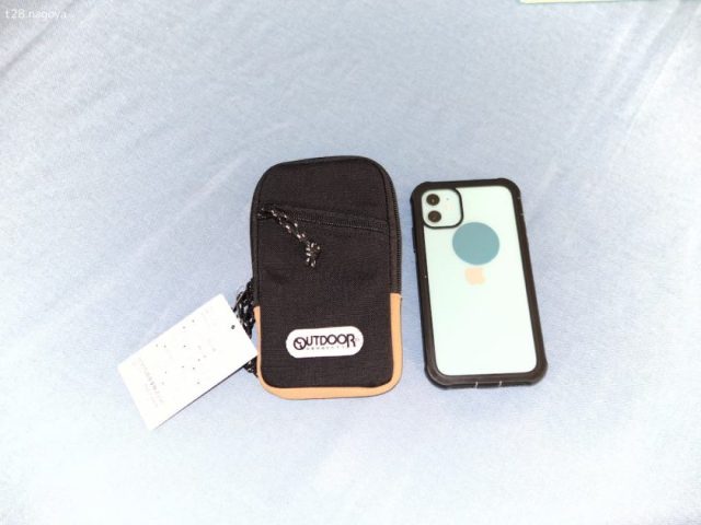 ポーチとiphone11