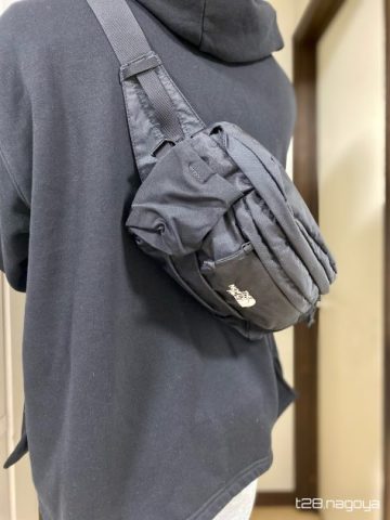 スピナを背負う