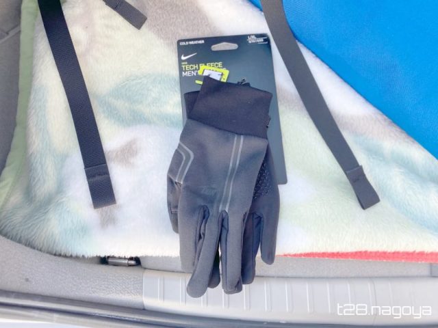 購入したての手袋
