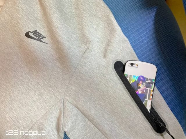 ジッパーの中にiphone6s