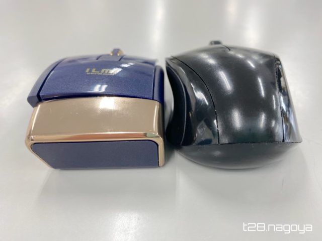 マウスが左右非対称